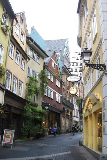 Immobilienbewertung Wetzlar - Krag Immobilien-Wetzlar_altstadt_gassenblick